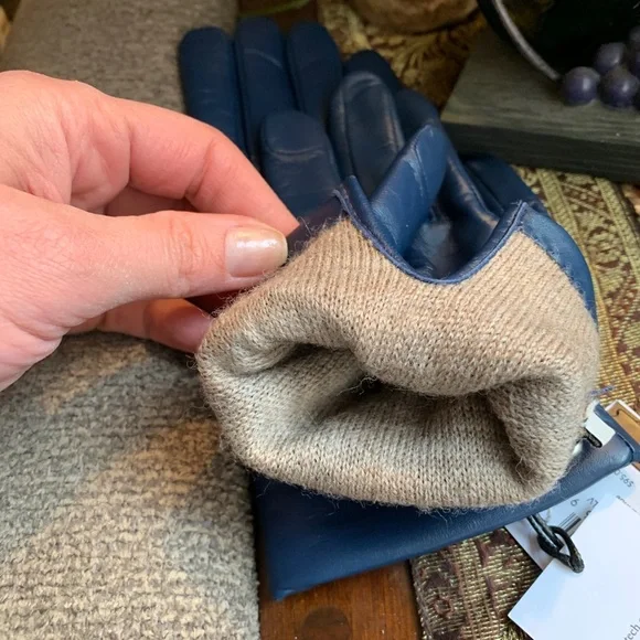 Authentic COACH 1941 SMOOTH LEATHER wool lining signature tech gloves - Picture 2 of 8